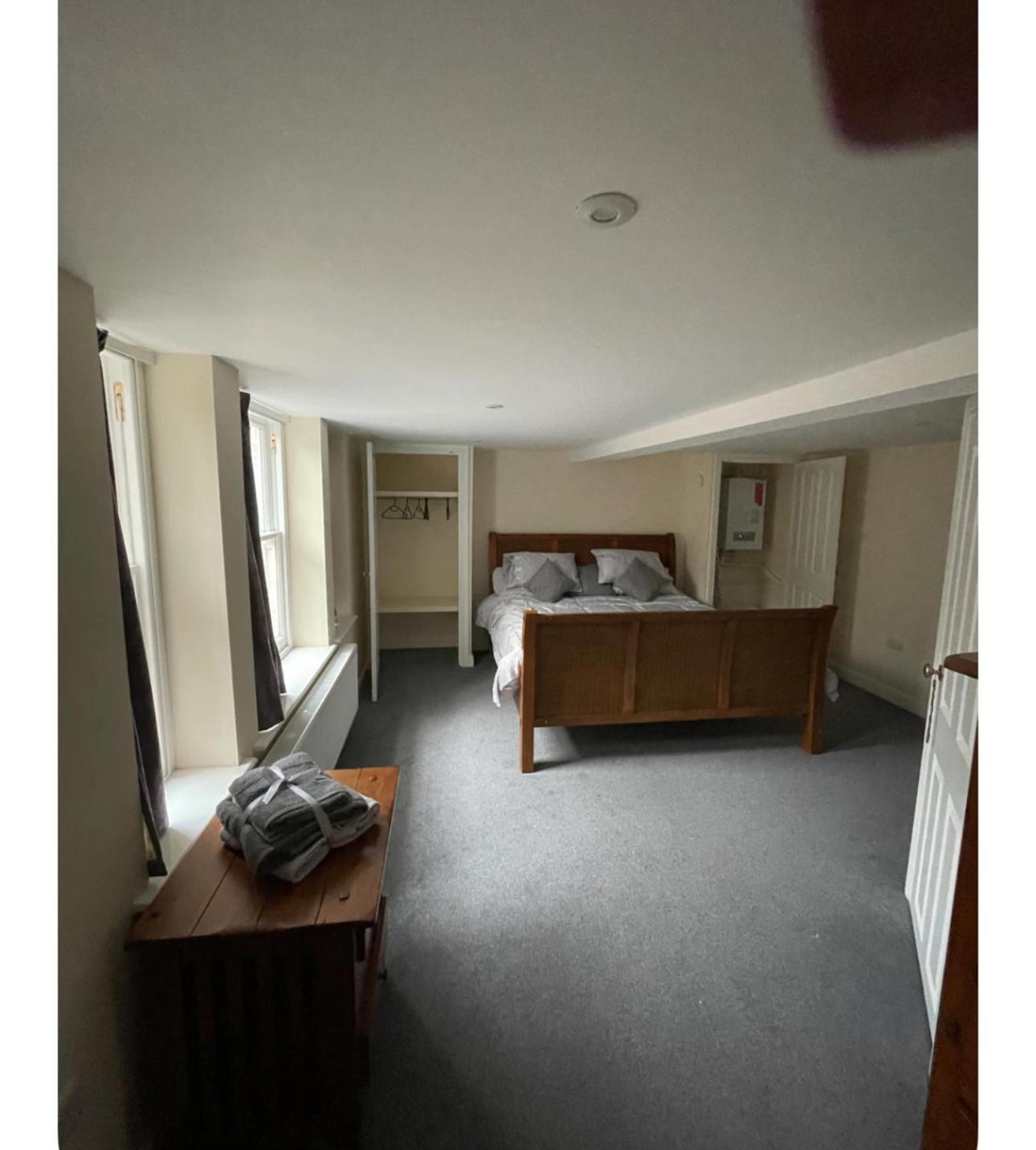 1 Hatton House 2 Bedroom 2 Bathroom Spacious Basement Flat Newark upon Trent Buitenkant foto